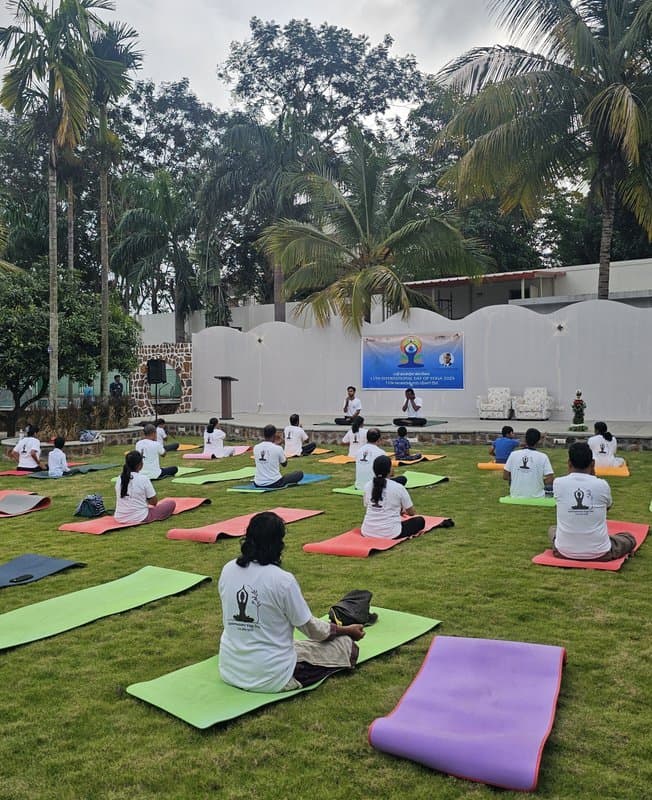 Yoga session at SÕM Studio Bangalore