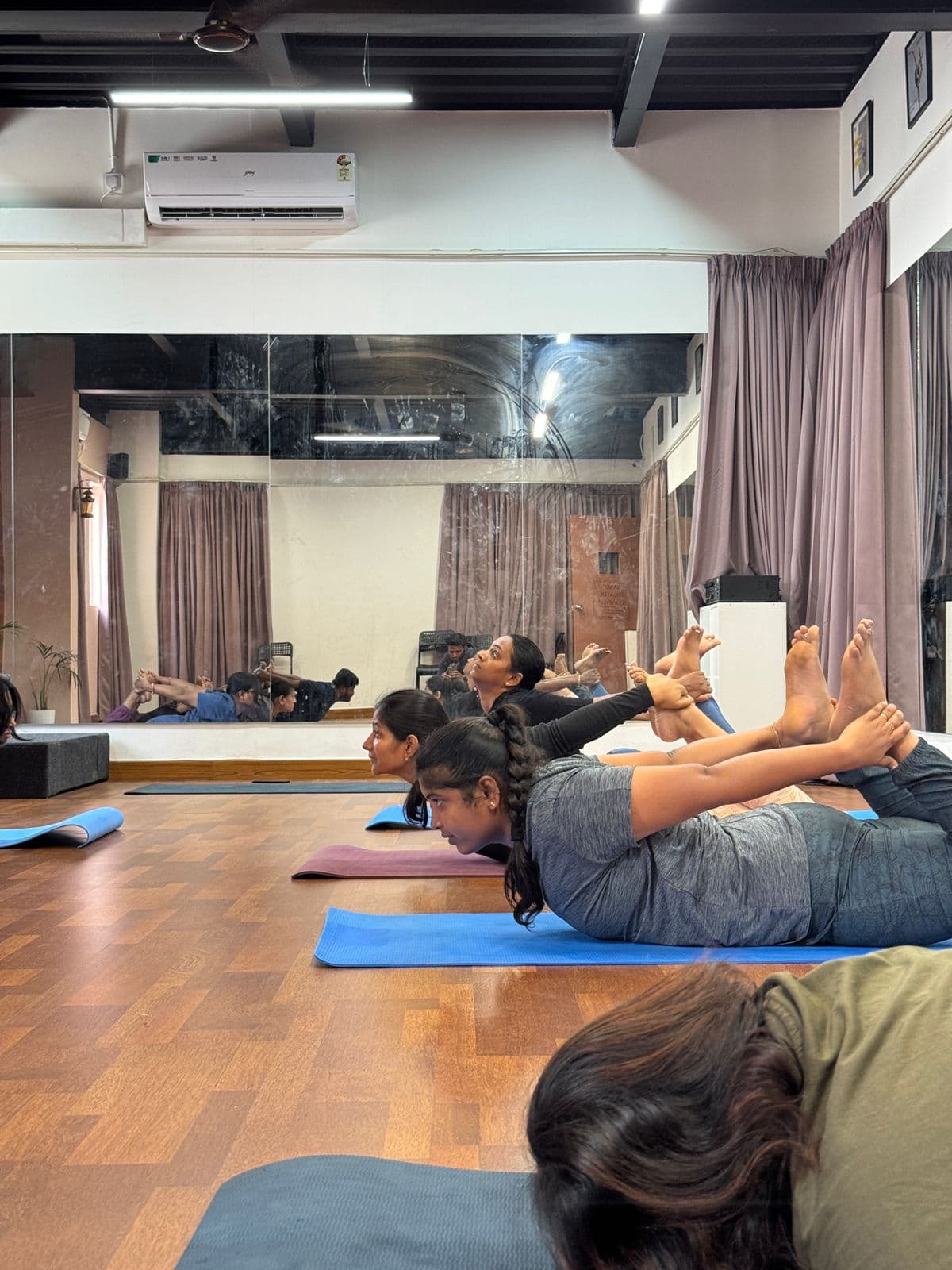 SOMYOGA practice 4
